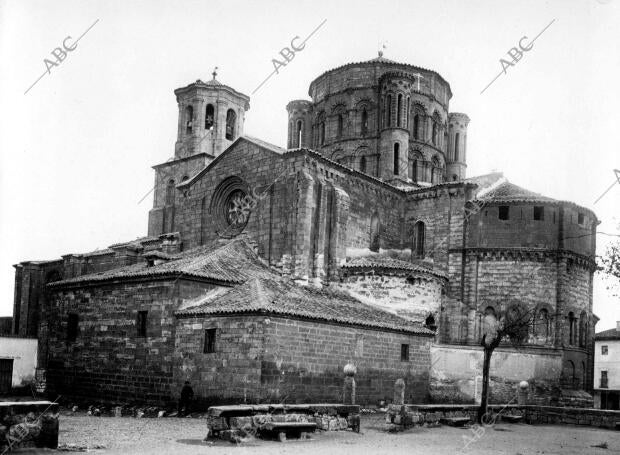 Aspecto de la colegiata el Toro (Zamora)