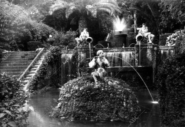 Fuente del los Jardines del retiro en Churriana (Málaga)