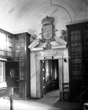 Entrada A la sala del patronazgo real del archivo de Simancas (Valladolid)