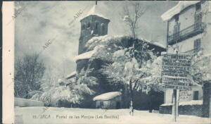 Jaca. Portal de las Monjas (las Benitas)