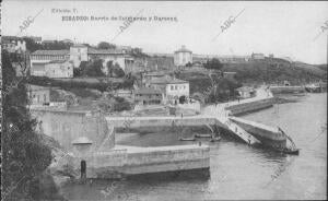 Barrio de Guimarán y dársena en la localidad de Ribadeo