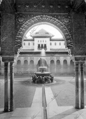 Patio de los Leones