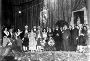 Círculo de Bellas Artes: grupo de Artistas y Oradores que Colaboraron en el...