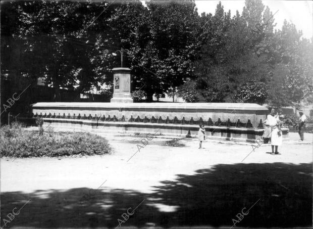 La fuente de los setenta y dos Caños del pueblo Alcañiz (Teruel)