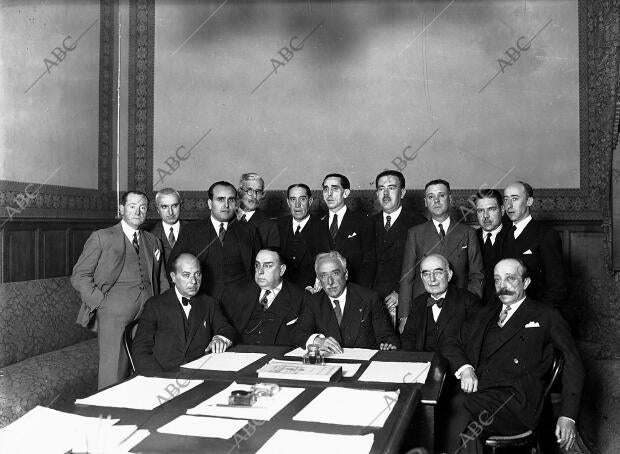 Congreso Alcala Zamora con la Minoria progresista con objeto de dar cuenta A...