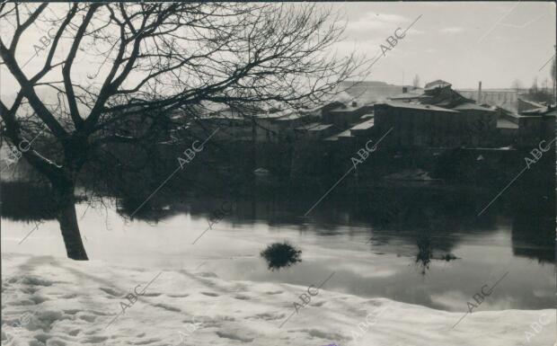 Miranda de Ebro cubierta de nieve