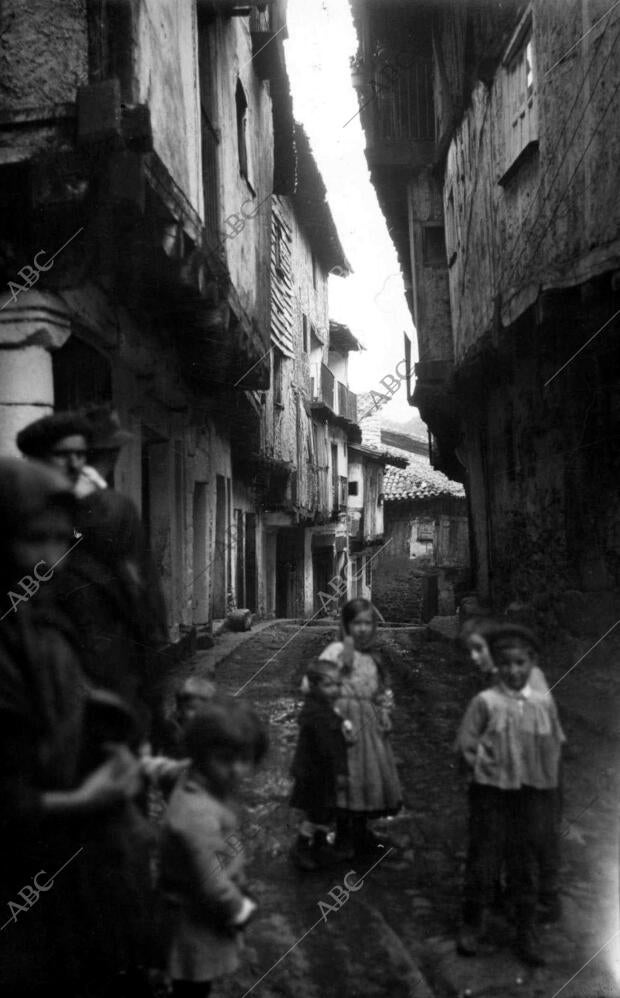 Calle del pueblo de la Alberca (Salamanca)