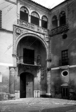 Entrada del palacio de los Marqueses de Villaseca en el pueblo Ecija (Sevilla)