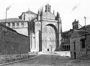 el convento de san Esteban Es un convento dominico situado en la ciudad de...