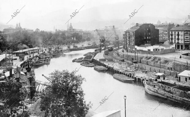 Un aspecto del puerto de Bilbao en 1933