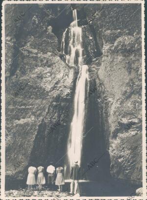 Salto de agua del barranco del infierno en Adeje