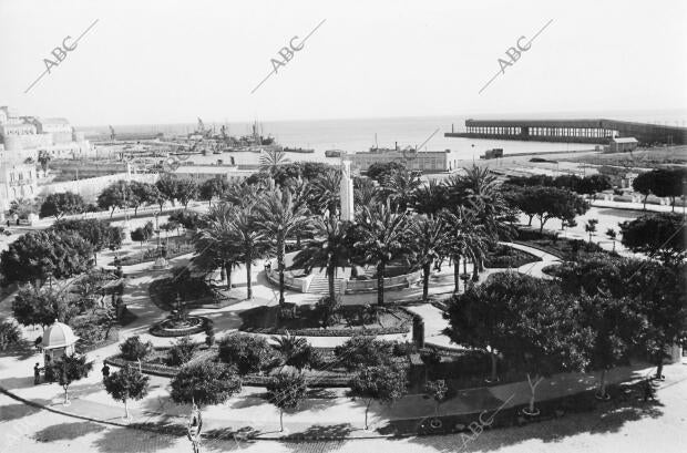 Melilla, abril de 1933. Plaza de España