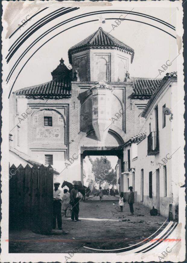 Exterior de la puerta de Sevilla, santa Fé