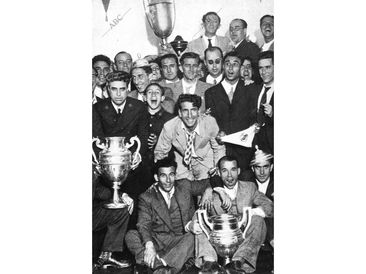 Tras ganar la copa de España de 1934 Archivo ABC