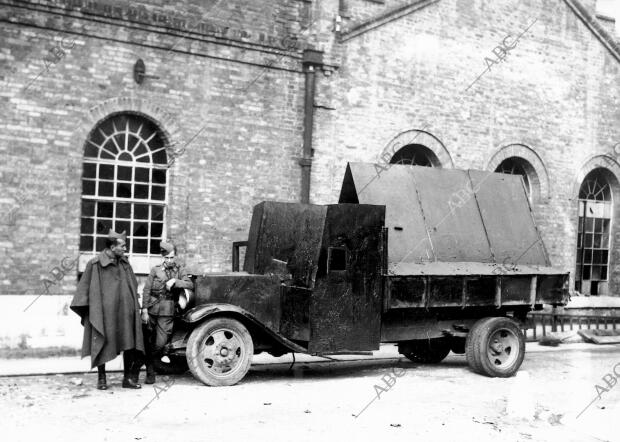 Revolución de Asturias. Cañones y Tanques de los Revoluciónarios