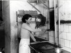 La cocina de la casa del "duende de Zaragoza", en el número 2 de la calle Gascón...