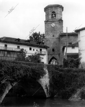 Vista de la torre de la iglesia de Arriba (Navarra)