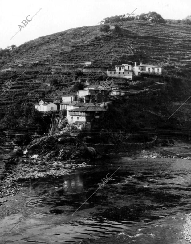 Vista parcial del pueblo los Peares