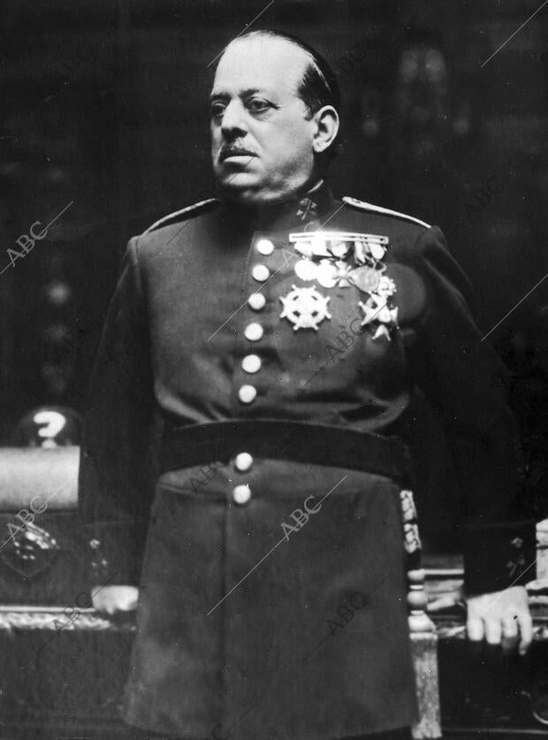 Un retrato del teniente general Sanjurjo
