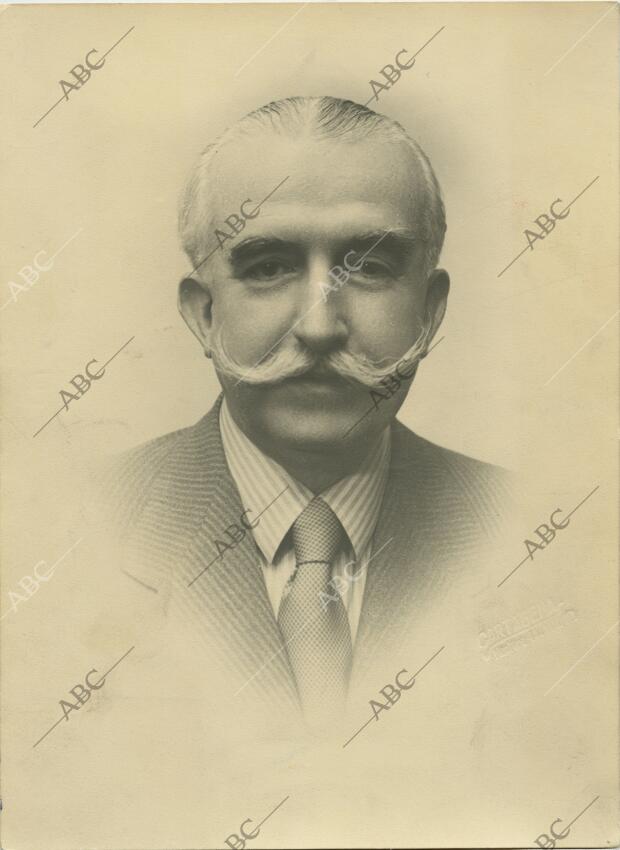 Retrato de Pedro Muñoz Seca hacia 1935