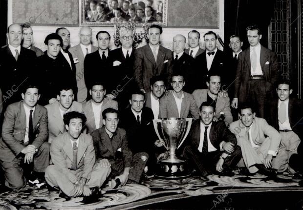 El 30 de abril de 1935, el Betis se proclamó campeón de Liga de Primera División