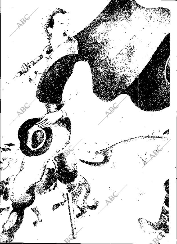 BLANCO Y NEGRO MADRID 17-11-1935 página 89