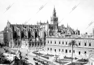 La catedral y el archivo de Indias