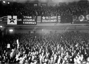 Mítin socialista de largo caballero en el cinema Europa