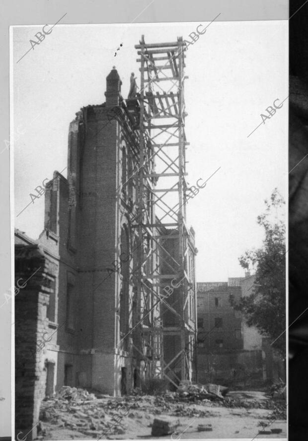 Ha comenzado el derribo de los restos del colegio Maravillas para edificar en un...