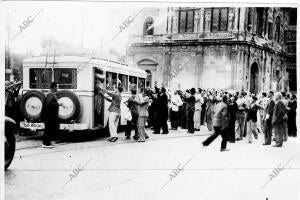 Llegada a Sevilla de las primeras fuerzas de Marruecos en los primeros días del...