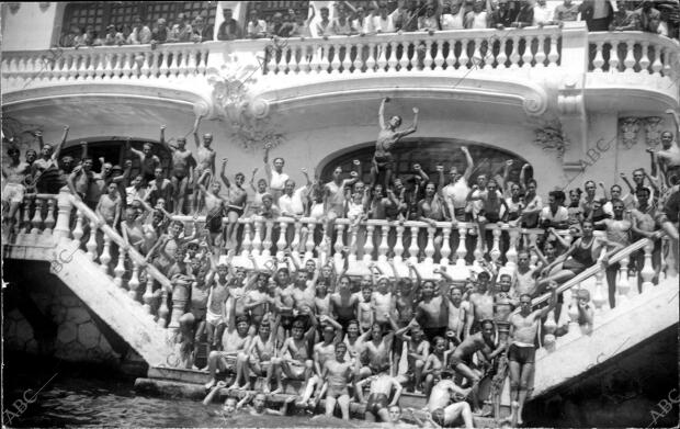 Las Juventudes Marxistas, Instaladas en el club de Regatas de Cartagena,...