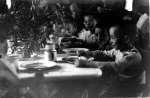 Comedor Instalado en el convento de san José de la Montaña, Incautado por el...