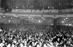 Un aspecto del monumental cinema durante el Mítin organizado por el comité local...