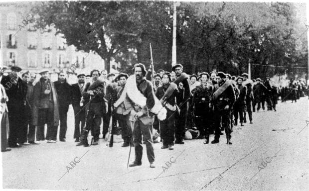 Las Vanguardias de las Brigadas Internacionales A su Llegada A Madrid, los...