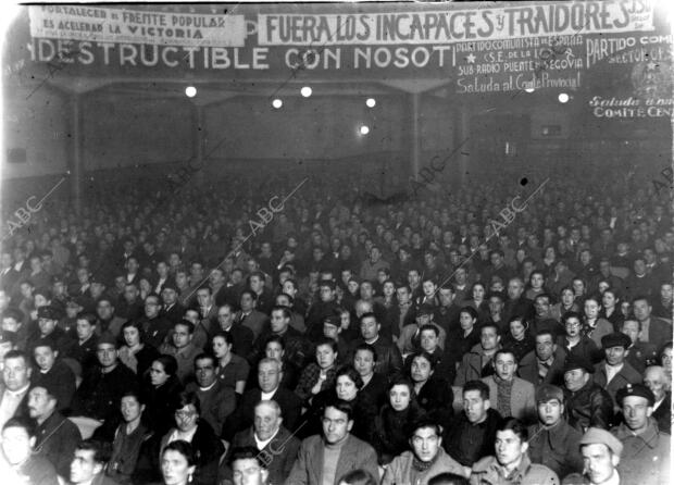 Un aspecto de la sala del monumental cinema durante el acto organizado por la...