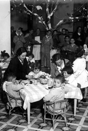 Acto organizado con motivo de la semana Infantil, Patrocinada por el ministerio...