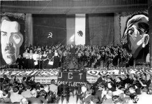 Acto celebrado en el teatro Principal, y organizado por la alianza de...