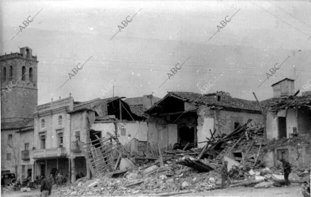 Un pueblo de Guadalajara Destrozado por la aviación Italiana, en venganza por la...