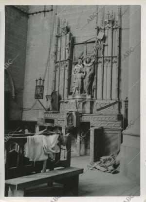 Efectos de los bombardeos en la Catedral de Huesca