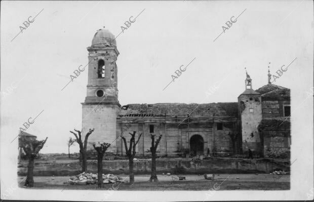 iglesia-de-brunete-destruida-tras-la-guerra-civil-archivo-abc