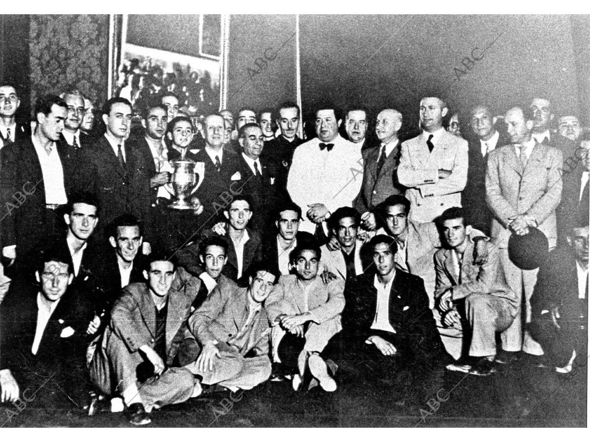 , cuyo primer equipo conquistó la I Copa del Generalísimo en el año