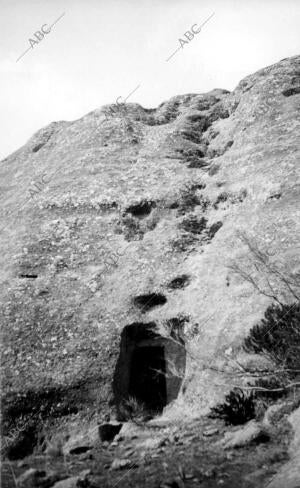 Puerta sin terminar Tallada en la Roca, correspondiente al ábside del templo del...