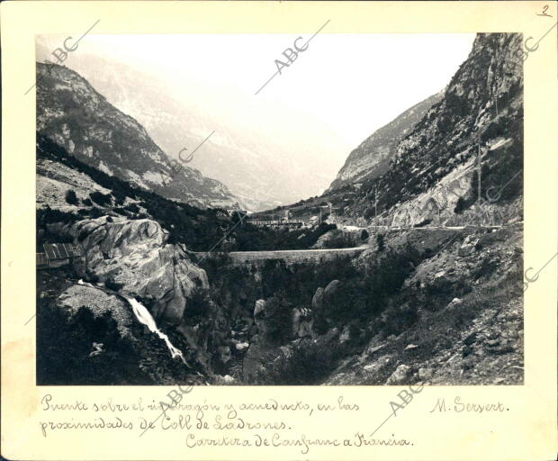 Puente sobre el río Aragón y acueducto en las Proximidades de Coll de Sadrones