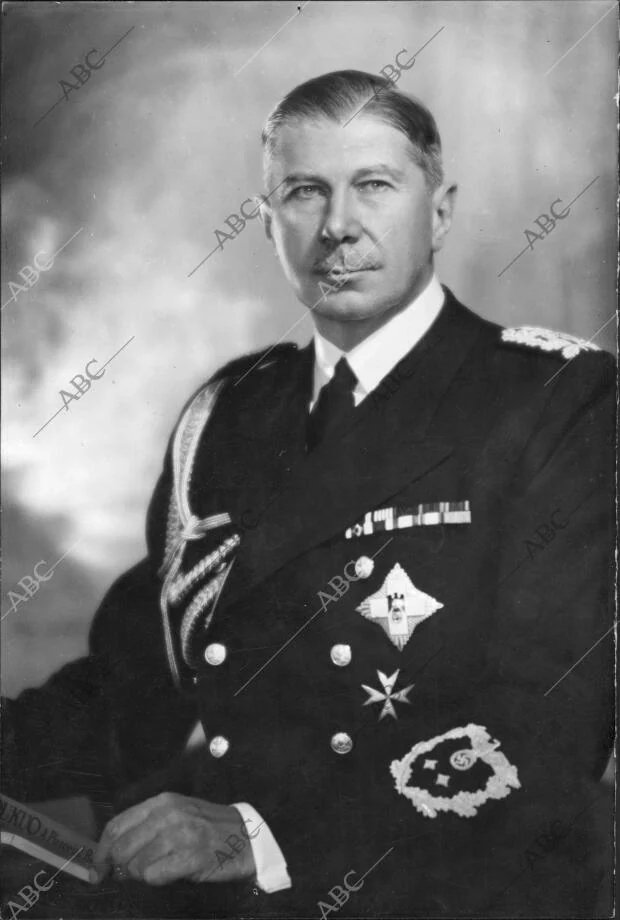 El embajador de Alemania, Eberhard Von Stohrer