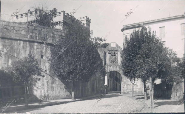 Entrada de la ciudad Amurallada