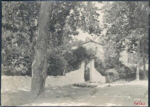 Entrada A uno de los Huertos de Fuenteheridos (Huelva)