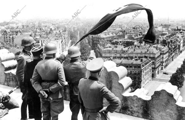Entrada de las tropas alemanas en París