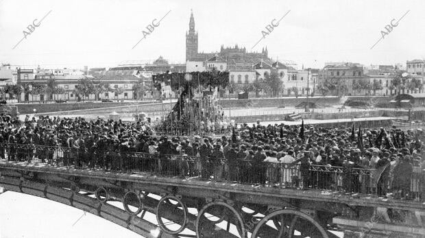 Semana santa en Sevilla, 1942
