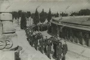 Traslado de los restos de siete aviadores alemanes de la Legión Cóndor, caídos...