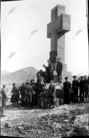 Con motivo del cuarto aniversario del sacrificio de los Tripulantes Del...